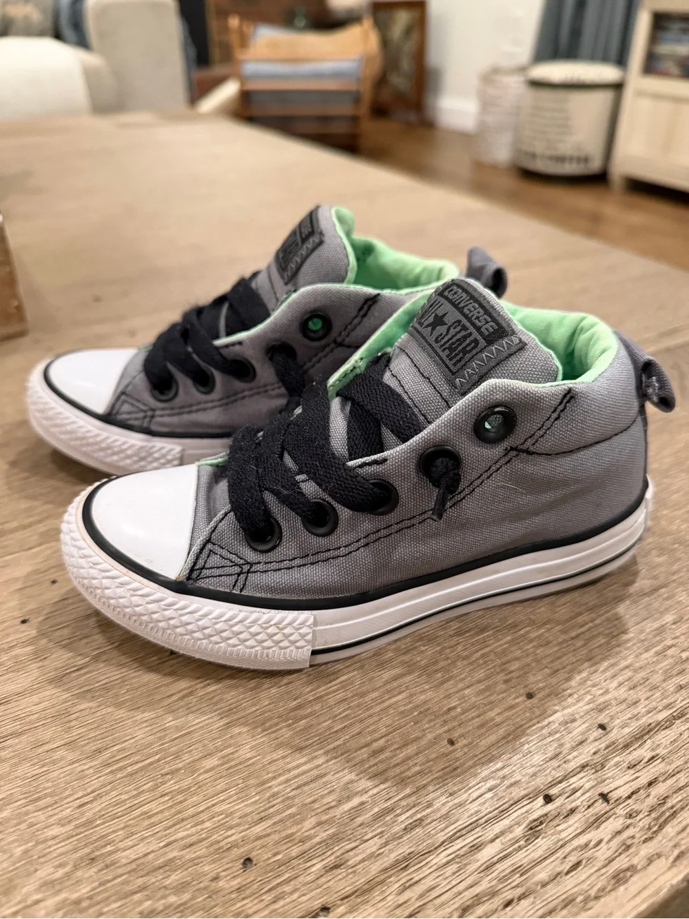 Converse Axel Kids Slip On Mid Top Sneakers with Green Lining